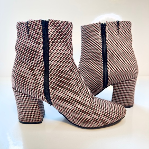 M&S Houndstooth Ankle Boots with Insolia® Technology – Size EU 37 / UK 4 - Picture 4 of 6